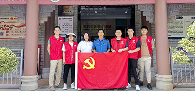 Z6人生就是博党支部丨“爱在一起，，，卫爱而行”慰问环卫工人活动